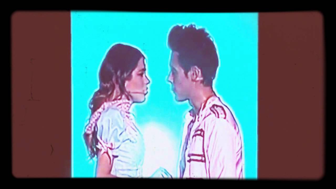 Violetta Live (Besos leonetta)