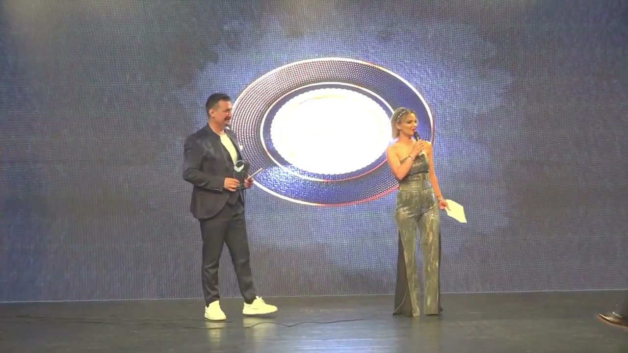 İŞ VE KARİYER &Ouml;D&Uuml;LLERİ 2022 - ŞENOL İPEK ve &Ouml;ZLEM DEMİR - MURAT HAN&Ccedil;ER - #shorts #shortsvideo2022