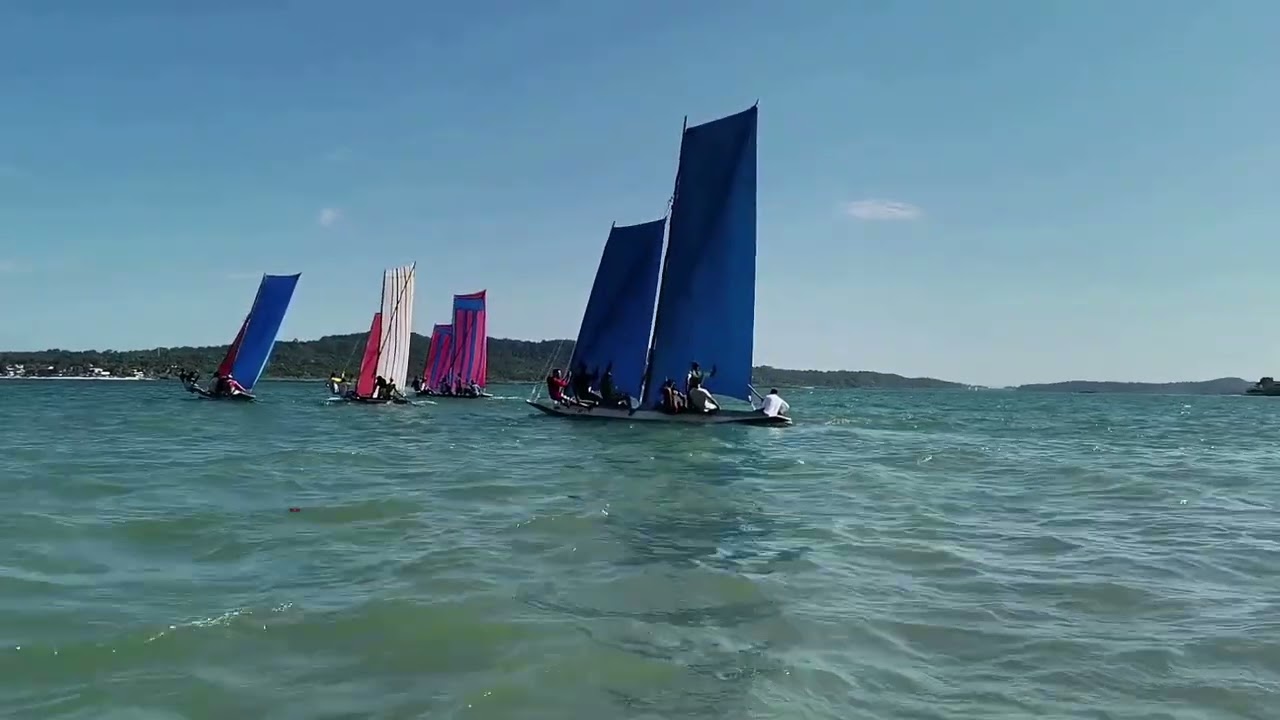 CORRIDA DE CANOA EM MUTÁ