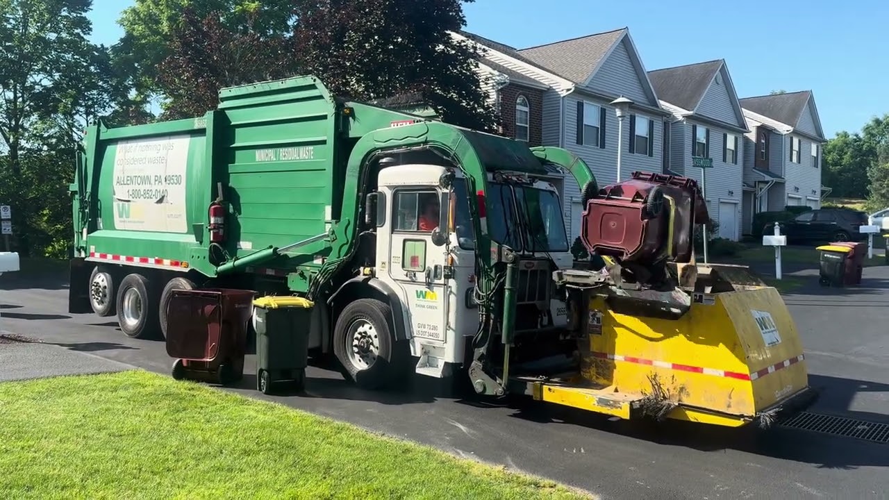 Waste Management 265852 ~ Peterbilt 520 Heil Sierra Curotto Can Front Loader Trash Truck