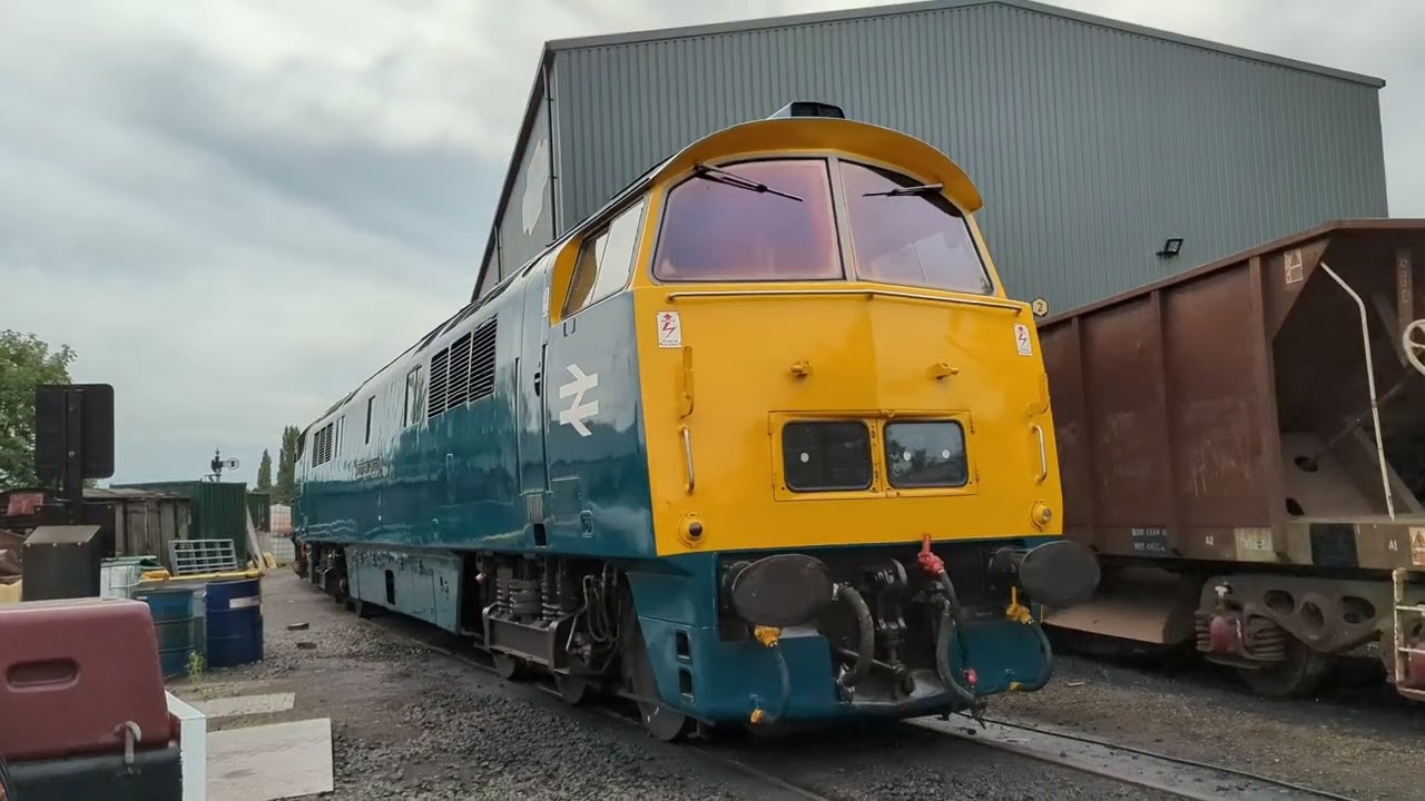 Steam & Diesel Trains at Kidderminster | Severn Valley Railway | D1015 | #Railway200