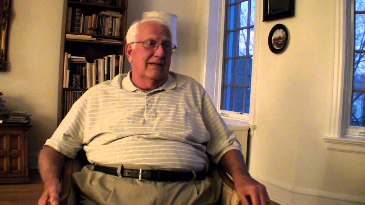 Interj&uacute; Harmath Istv&aacute;n Chic&aacute;g&oacute;i &uacute;js&aacute;g&iacute;r&oacute;val. 1 Első r&eacute;sz