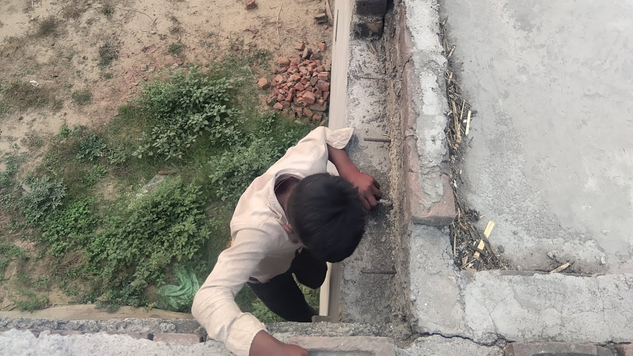 Yah Subhash bhai yahan se Kyon Chadh raha hai😯😯