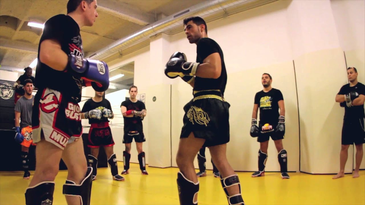 MasterClass Muay Thai Boxing de Fran Yarz en El Club de la Lucha Barcelona