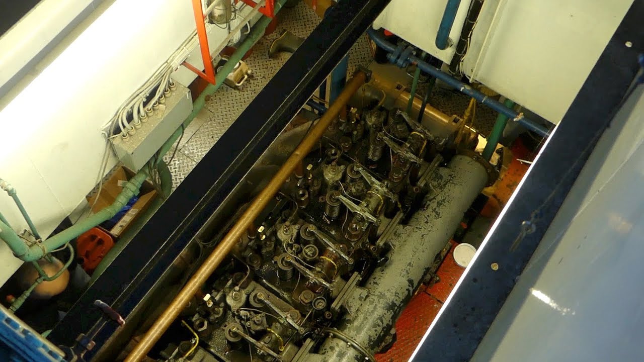 Loflied op de langzaamloper (6) - Deutz 536 op de Disponible
