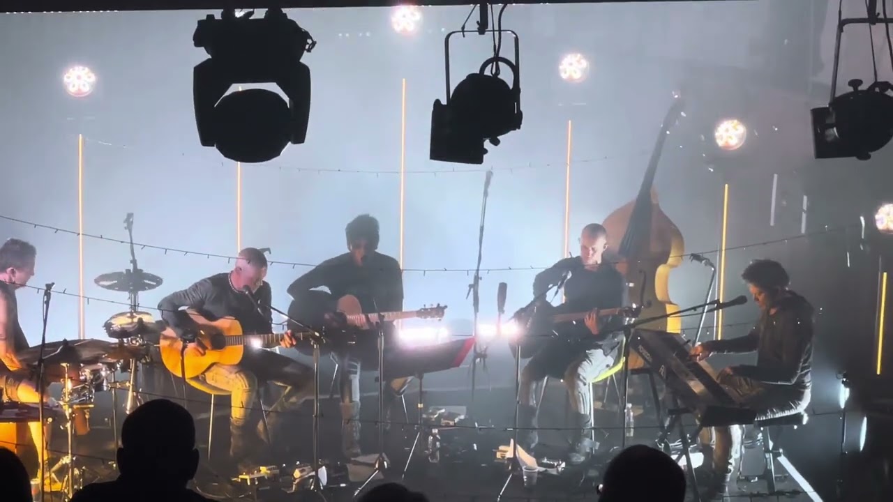 Gary Numan -Metal( acoustic)  live at St. Luke Glasgow 9th October 2023
