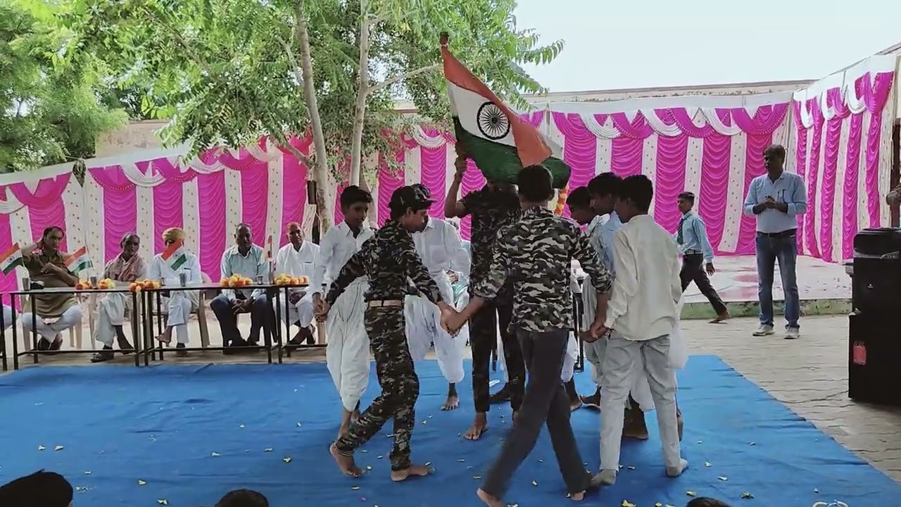 देशभक्ति गीतों की पैरोडी 🇮🇳😂 | छात्रों की शानदार प्रस्तुति | MGGS, Udasar Charnan