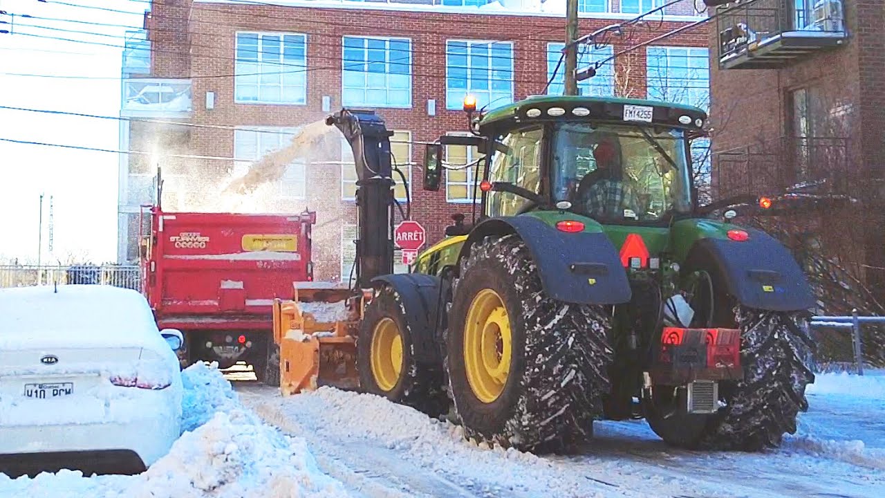 Snow Removal and Snowplow in Montreal / January 2023 [4K] #snowremoval