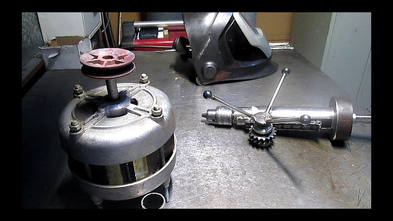 Сверлильный  станок из двигателя от стиралки ЧАСТЬ 1DIY drilling machine ( собираем пиноль)