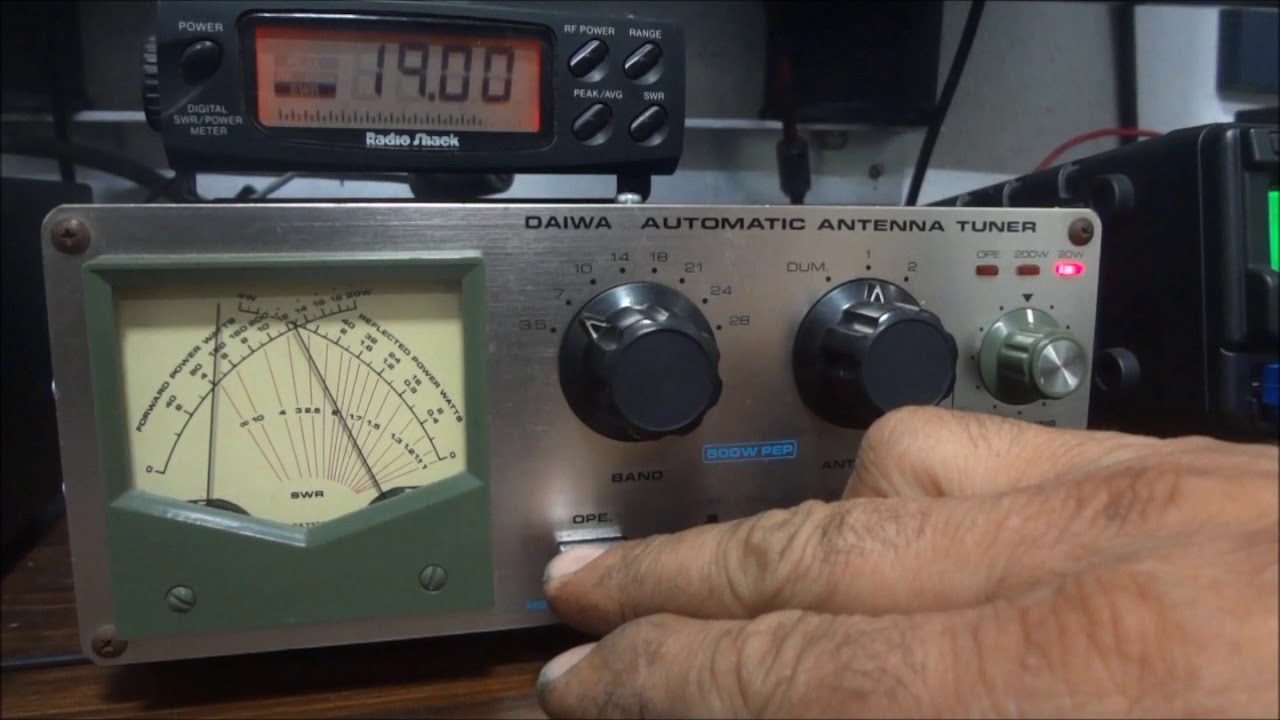 ACOPLADOR DE ANTENAS CNA-1001 DAIWA