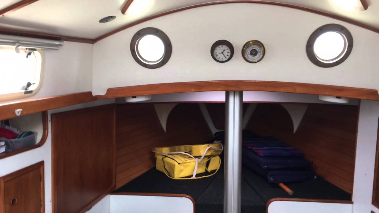 Frances 26 Cutter Louise interior