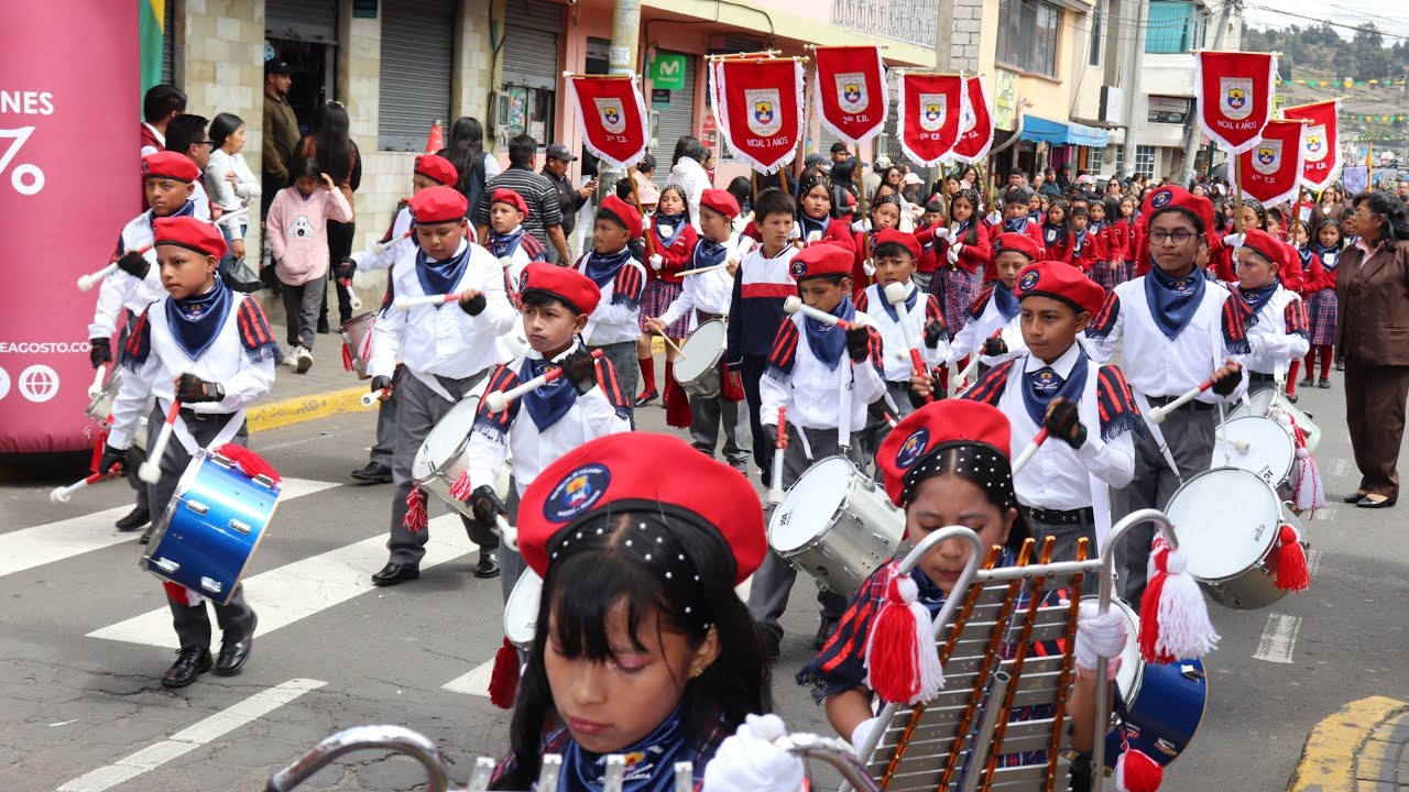 Desfile Cívico Cantón: Saquisilí por sus 82 años de Cantonización 
