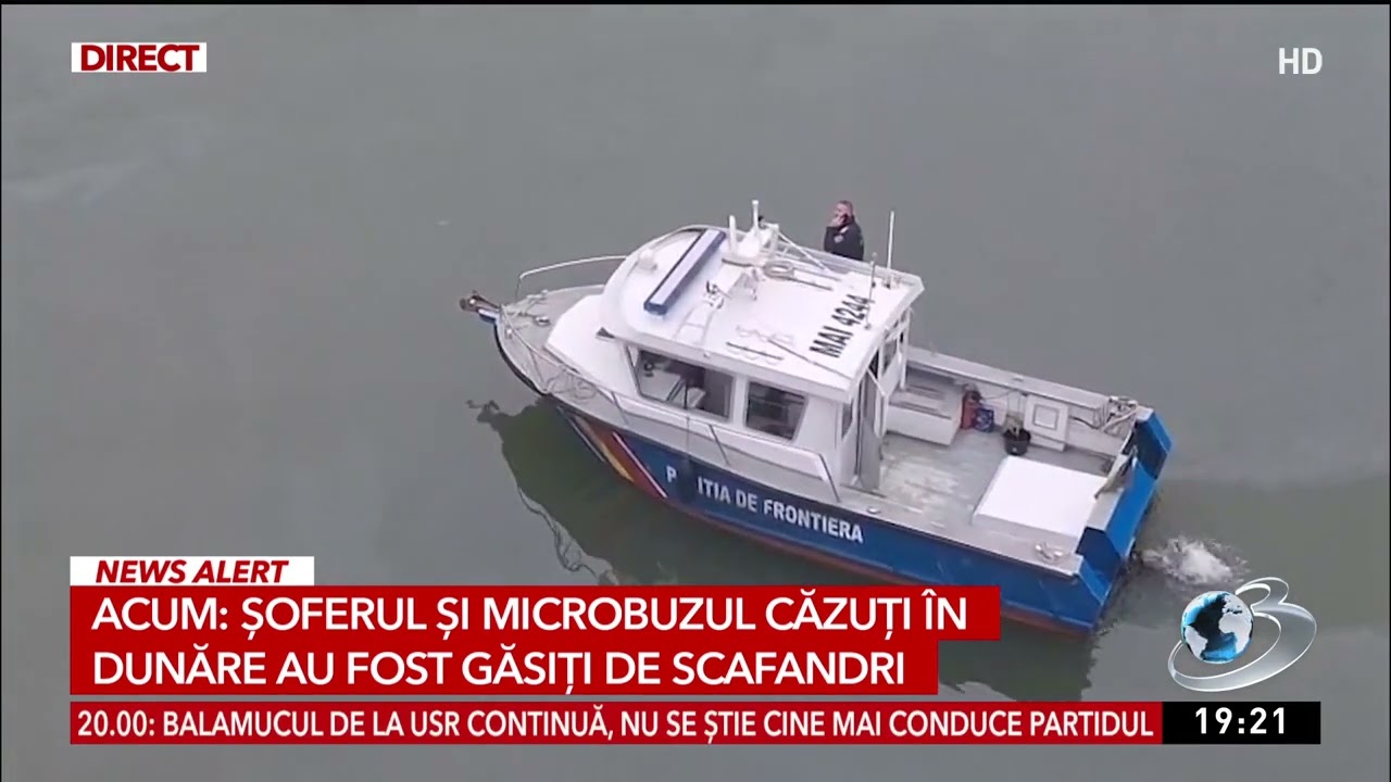 Scafandrii au găsit şoferul şi microbuzul care a plonjat în Dunăre. Se foloseşte o dronă subacvatică