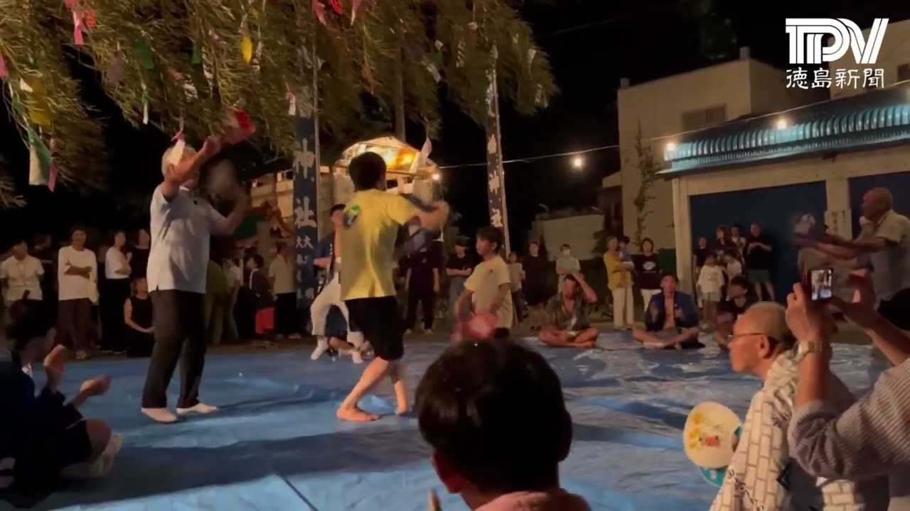 西由岐のうちわ踊り