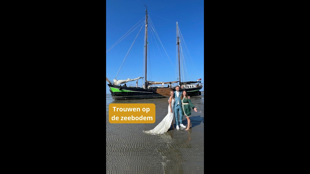 Op de zeebodem trouwen met trouwambtenaar Kyra van Wirdum en de Gouden vloot