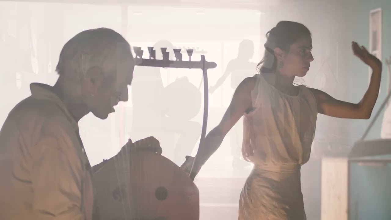 Ancient Lyre &mdash; First Delphic Hymn to Apollo &mdash; Thanasis Kleopas & Loukiani Papadaki