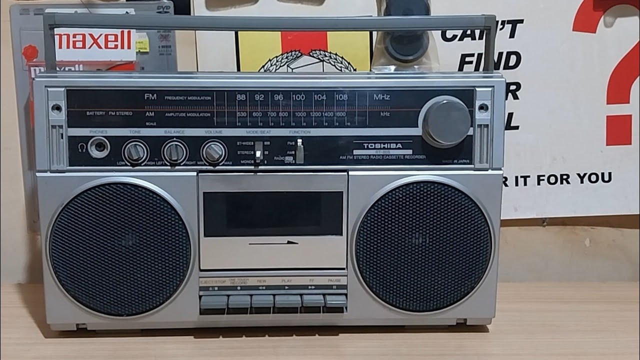 TOSHIBA RT-80S  1983 CLASSIC VINTAGE BOOMBOX