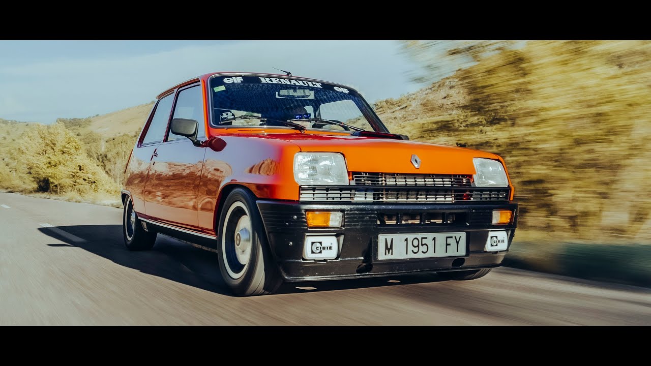 Choose your path | Renault R5 | AP Media (4k)