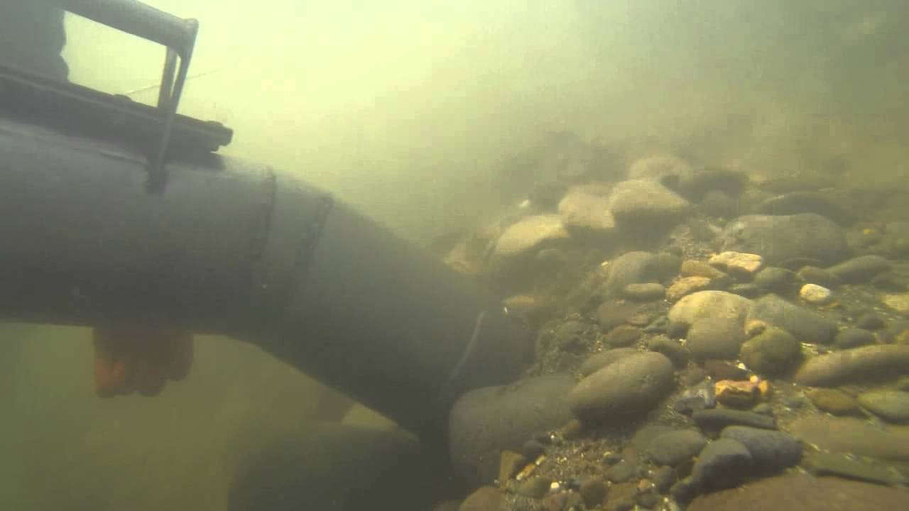 UNDERWATER GOLD DREDGING IN HD 7-1-2015 Rogue River Gold