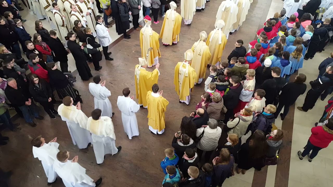 Msza Krzyżma Świętego - Wielki Czwartek - Sanktuarium Bożego Miłosierdzia i JPII - Kraków -2013-2025