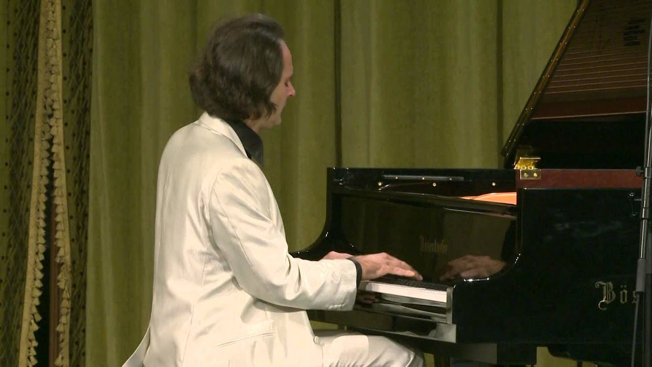 Liszt Ferenc: II. Magyar rapszódia - Bogányi Gergely előadásában