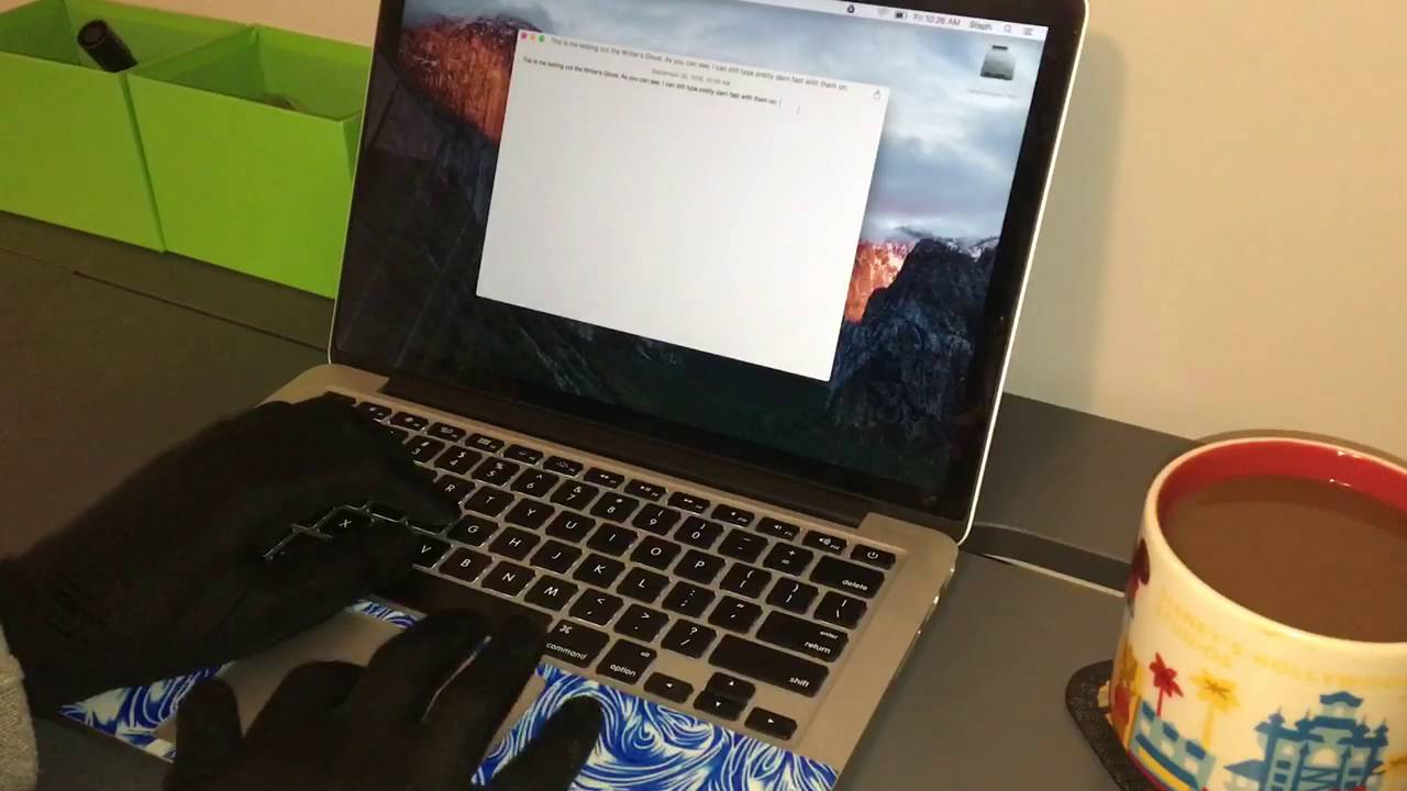 Testing The Writer's Glove - Keeps Cold Hands Warm While Typing at a Keyboard