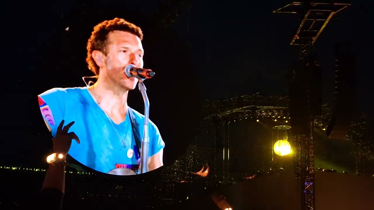 Coldplay _  Craven Park Hull _ Yellow 