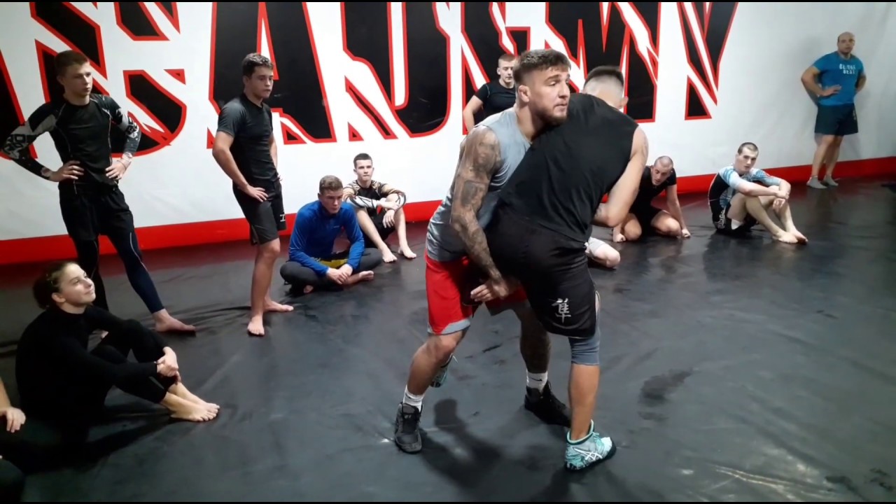 Амосов Ярослав в гостях у Grizzly MMA Academy