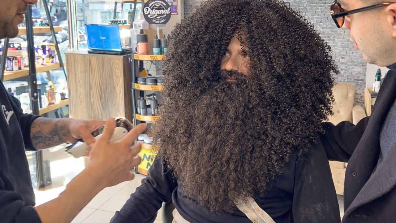 HOMELESS MAN FIRST HAIRCUT IN YEARS | You Won’t Believe The Result