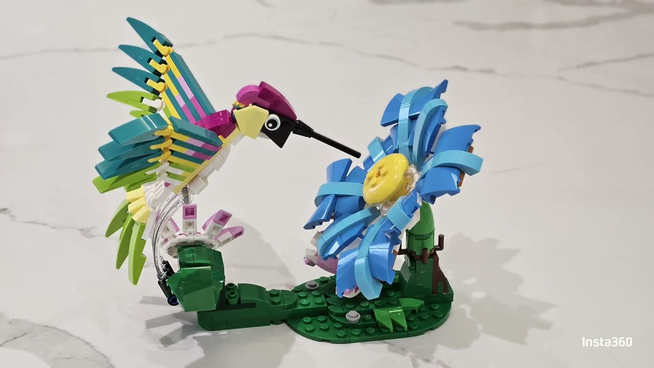 LEGO creator Hummingbird