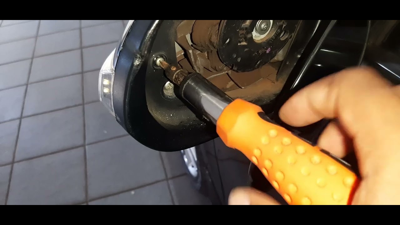 como desmontar o retrovisor do i30 pra tira o pisca do retrovisor