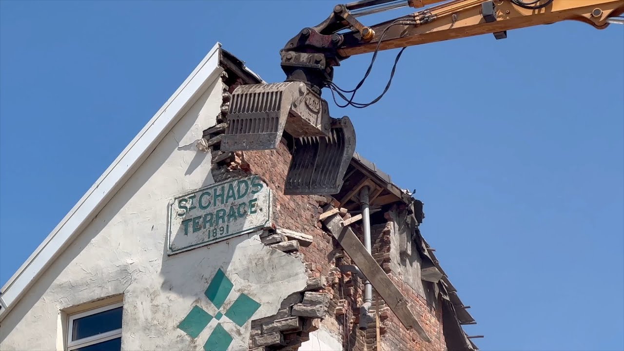 Blackpool: ST Chads Demolition Saturday 🏨🧱
