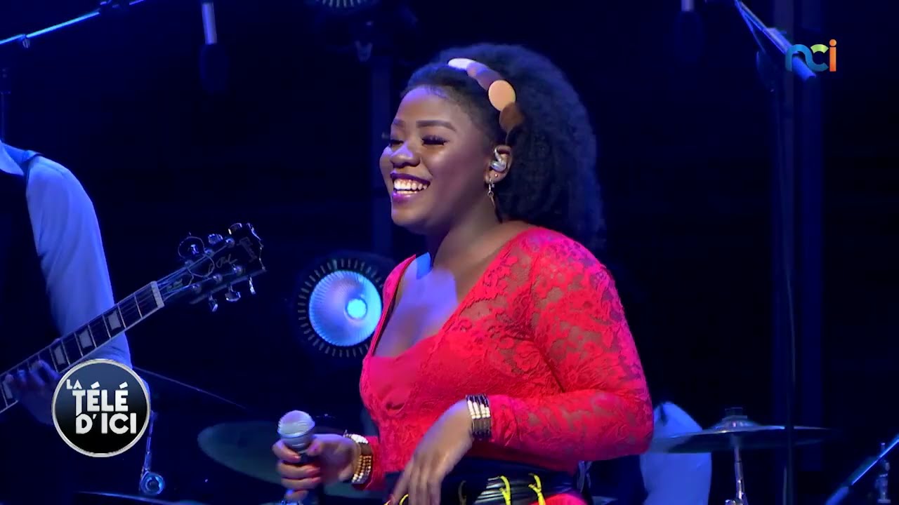 KRYS M en prestation live sur la scène de La Télé d'Ici