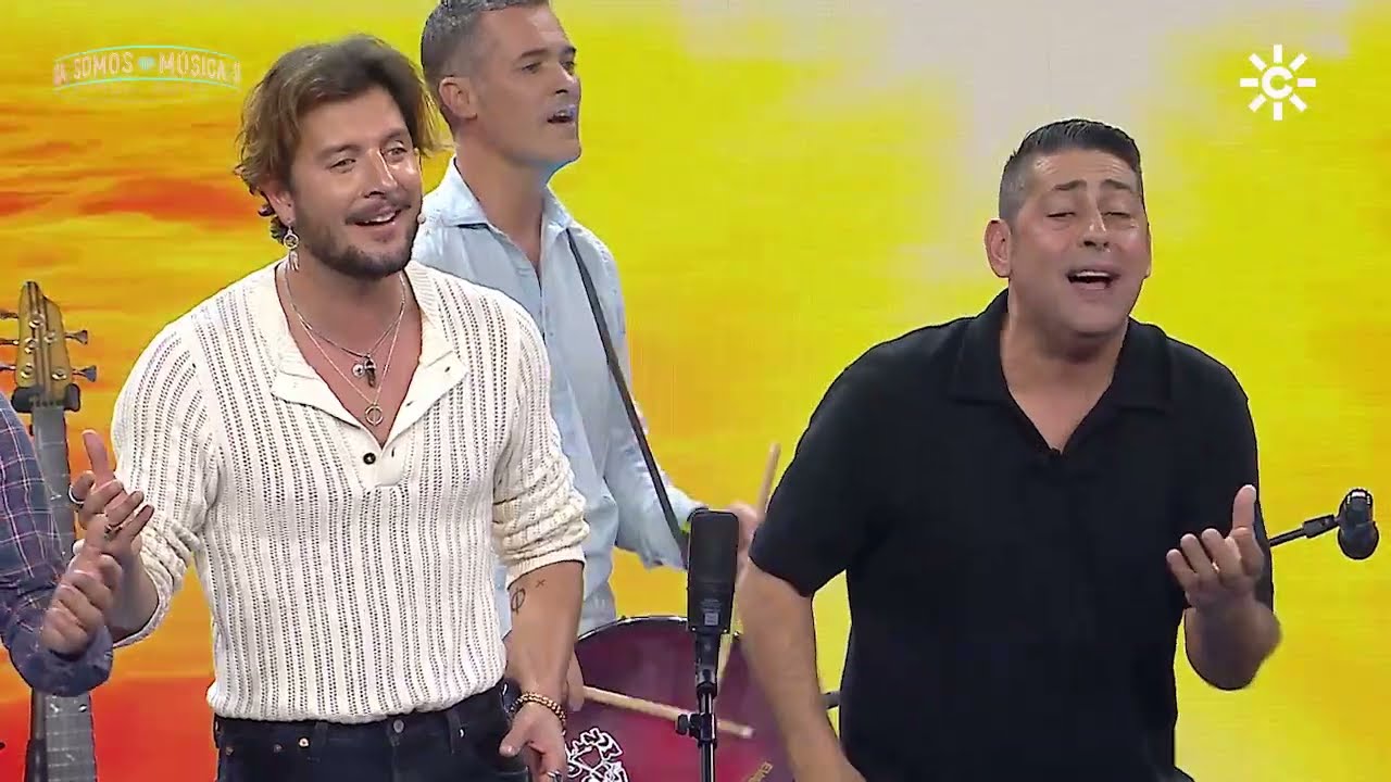 Manuel carrasco canta con sus amigos de Isla Cristina 'Tengo un trocito de mar' em 'Somos Música'
