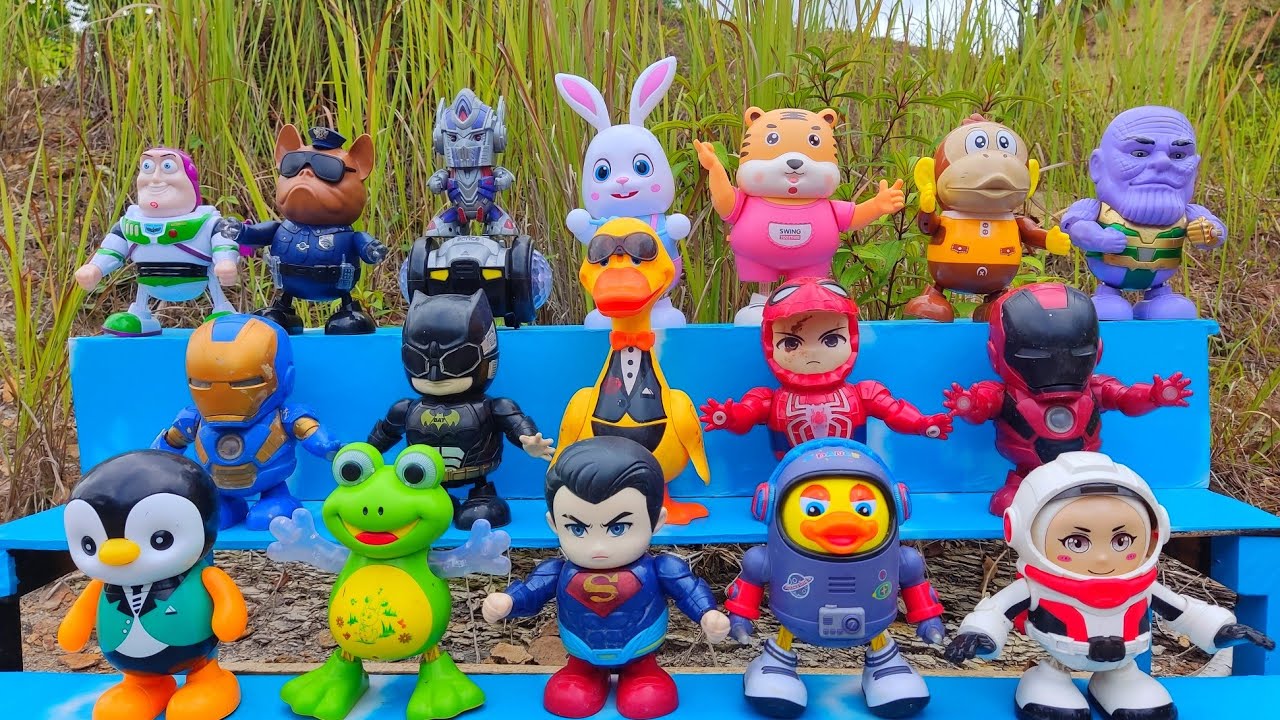 Robot,Bebek angsa,Superman,Dog police,Thannos,Iron man,Kodok Goyang