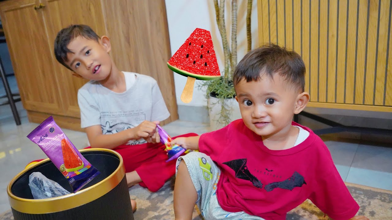 AZAM BUANG ES KRIM ALI KE TEMPAT SAMPAH 😭 JAJAN ES KRIM DI WARUNG