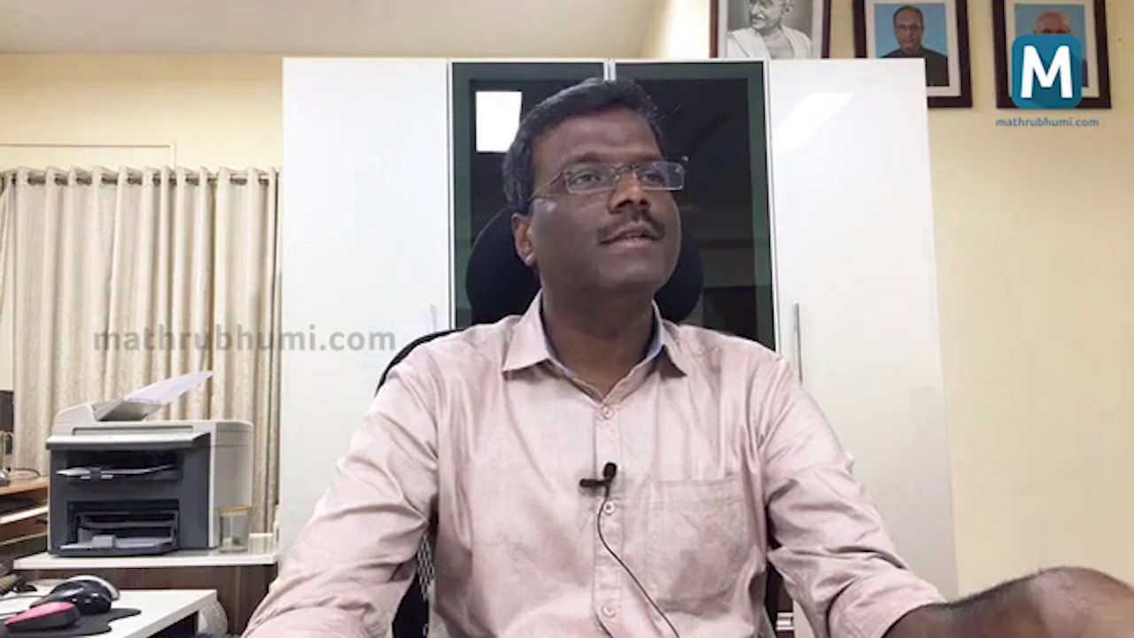 കൊച്ചി റീജിയണല്‍ പാസ്പോര്‍ട്ട് ഓഫീസര്‍ പ്രശാന്ത് ചന്ദ്രന്‍ മാതൃഭൂമി ഡോട്ട്കോം ഫെയ്സ്ബുക്ക് ലൈവില്‍
