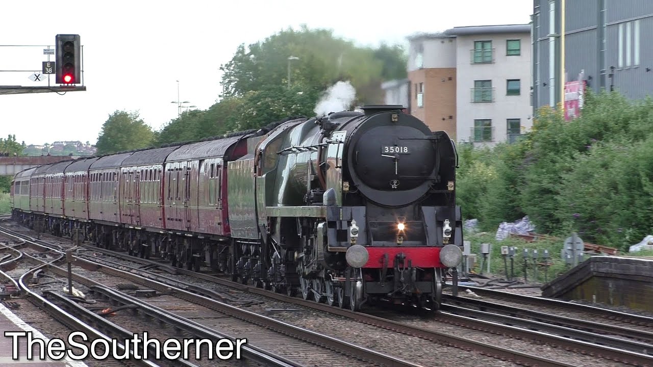 35018 
