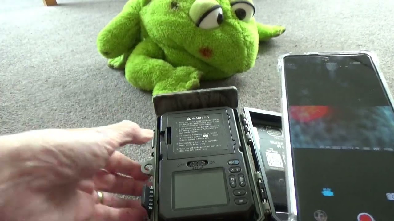 Updated review of CEYOMUR CY95 solar powered wildlife camera with new wildlife footage