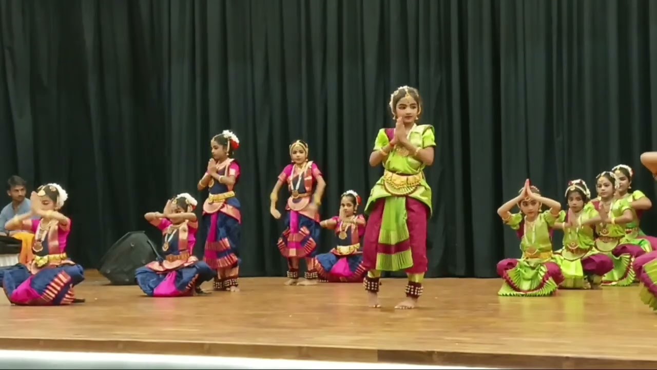 ಮುದಾಕರಾತ್ತ ಮೋದಕಂ