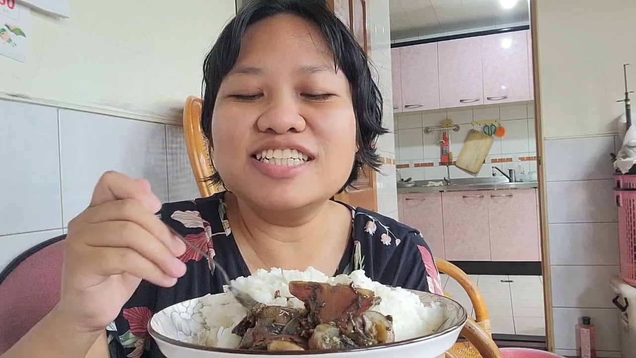 Cumi hitam masak kecap  asal kenyang saja