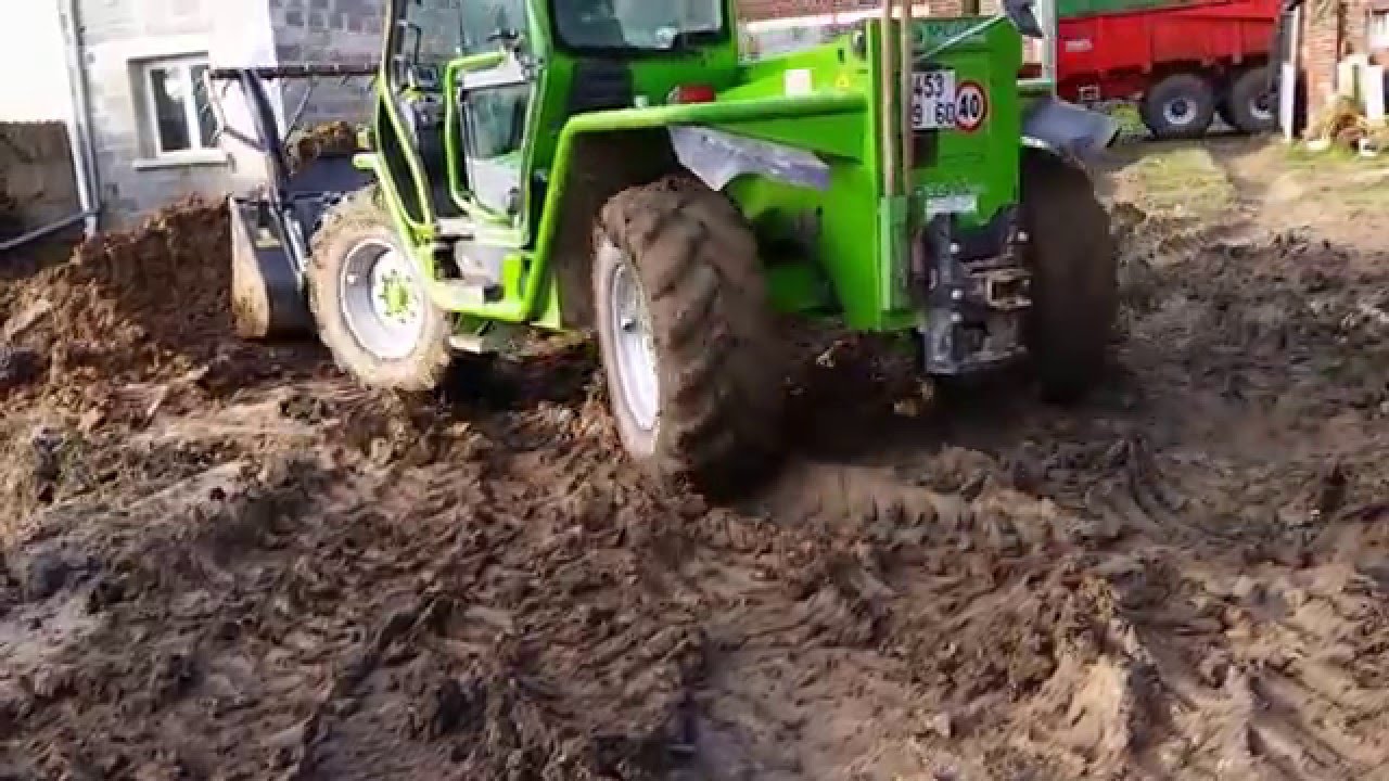 Merlo  p 34.7 / en terrassement