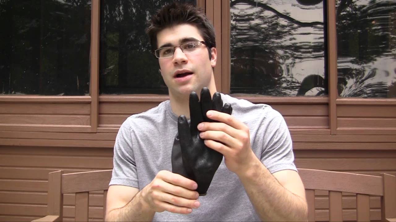 How To Make Your Own Breakdance 90/ 2000 Spin Glove
