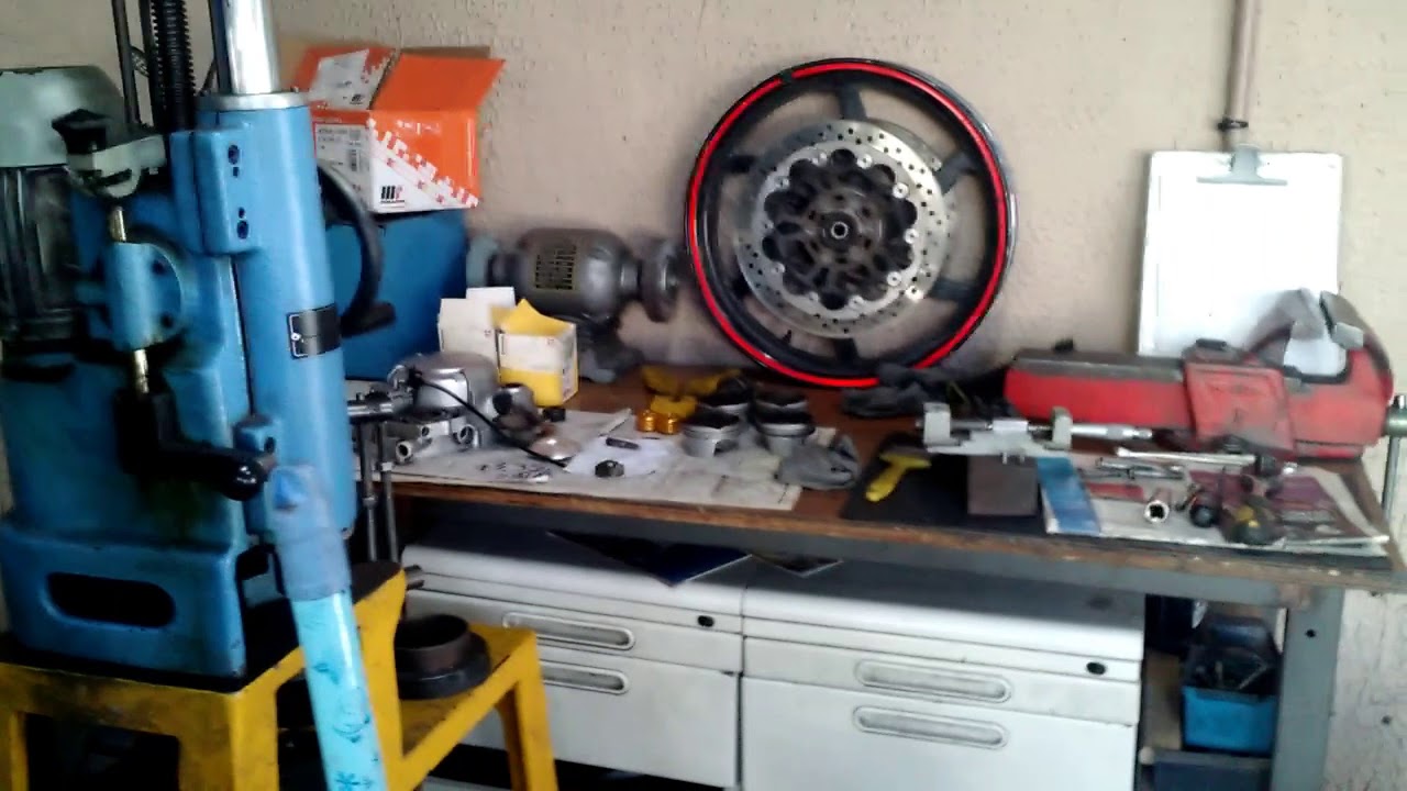Recuperação bloco motor Suzuki Srad 1000
