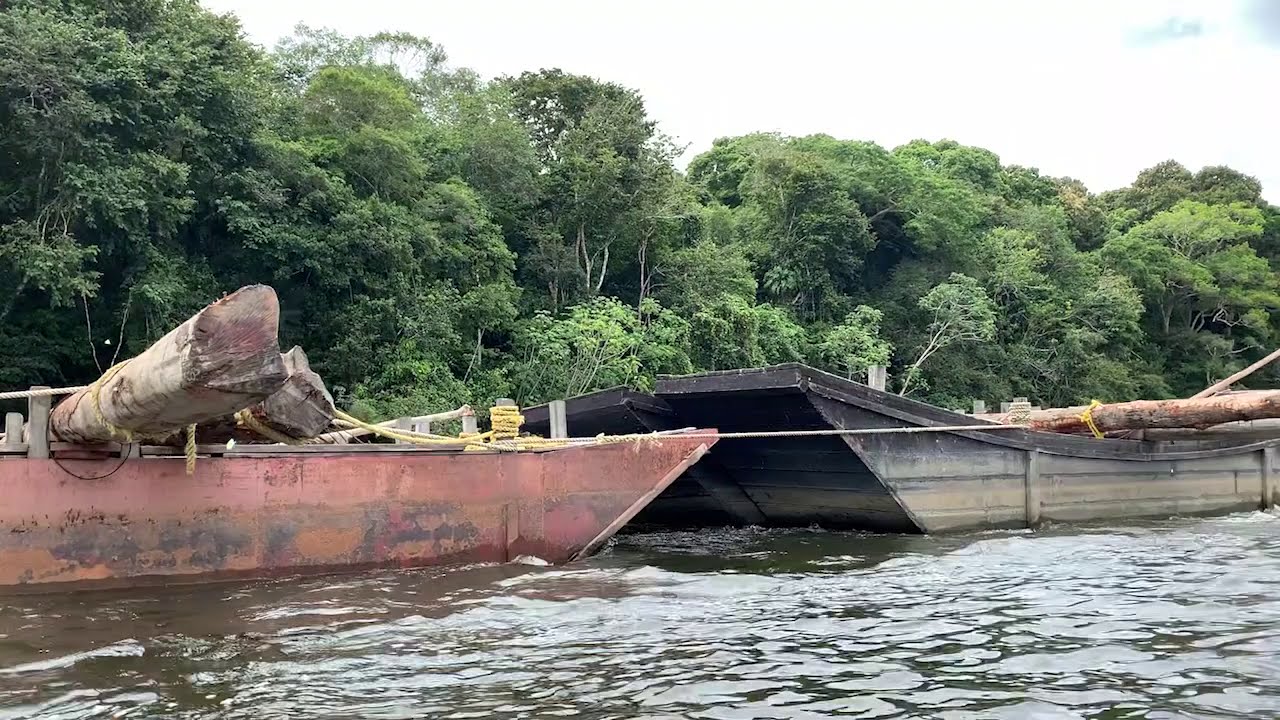 WEST SURINAME -  FISHING IN THE CORANTYNE RIVER