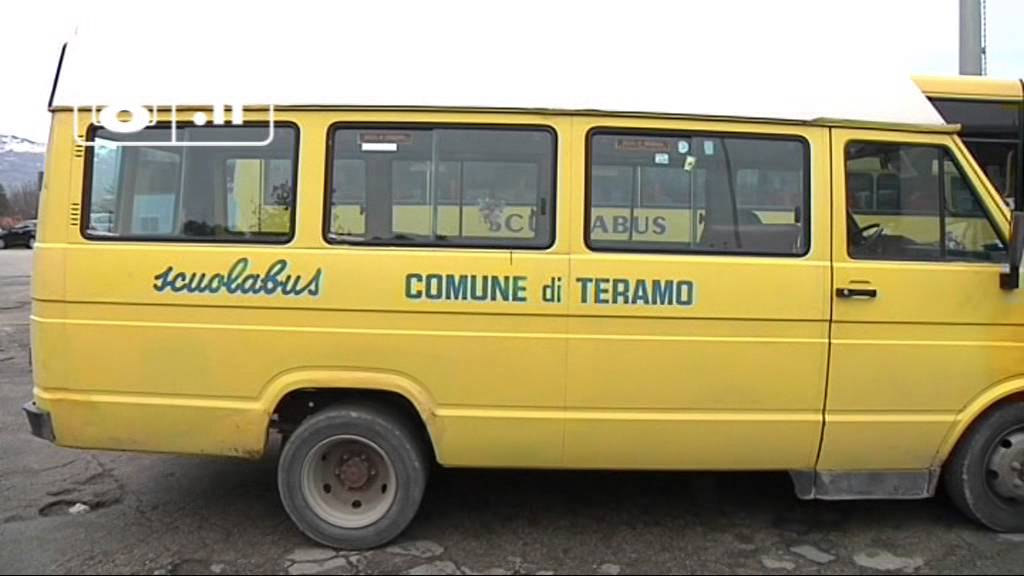 Teramo - Scuolabus, salvi i lavoratori