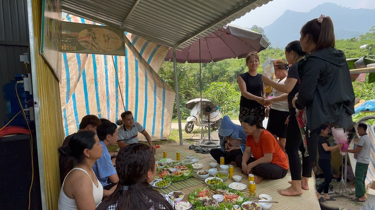 Grand opening celebration: Moving into a new house and inviting neighbors for a meal.