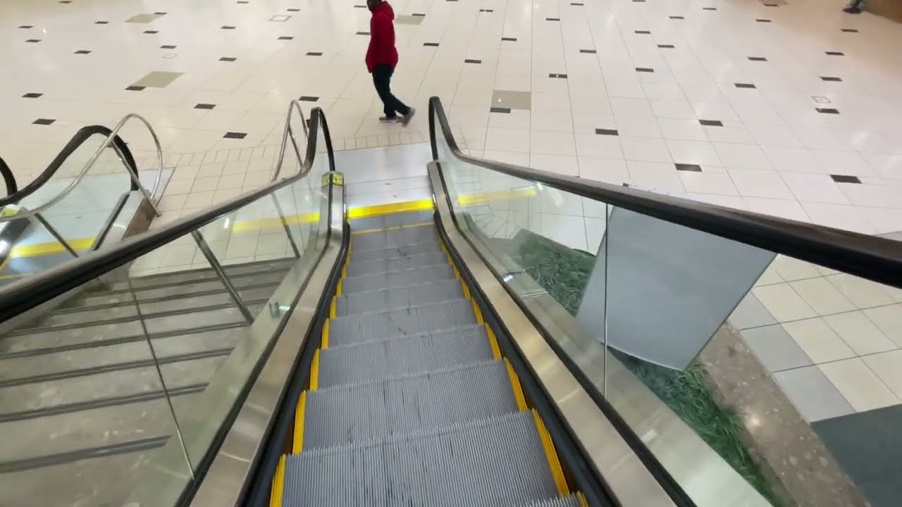 KONE ECO3000 Escalators Near JCPenney | Twelve Oaks Mall | Novi, MI