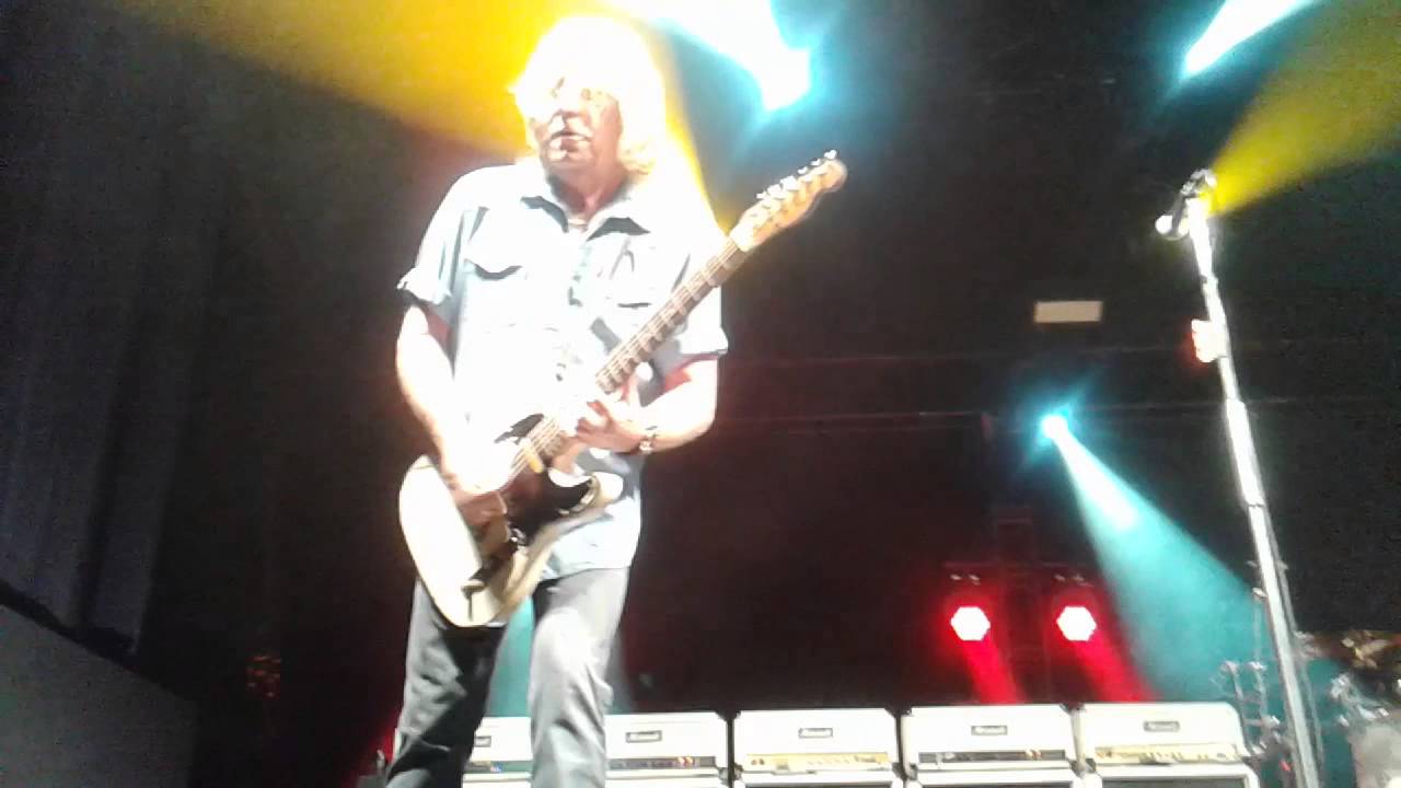 Status Quo - Caroline and Paper Plane 26/4-14