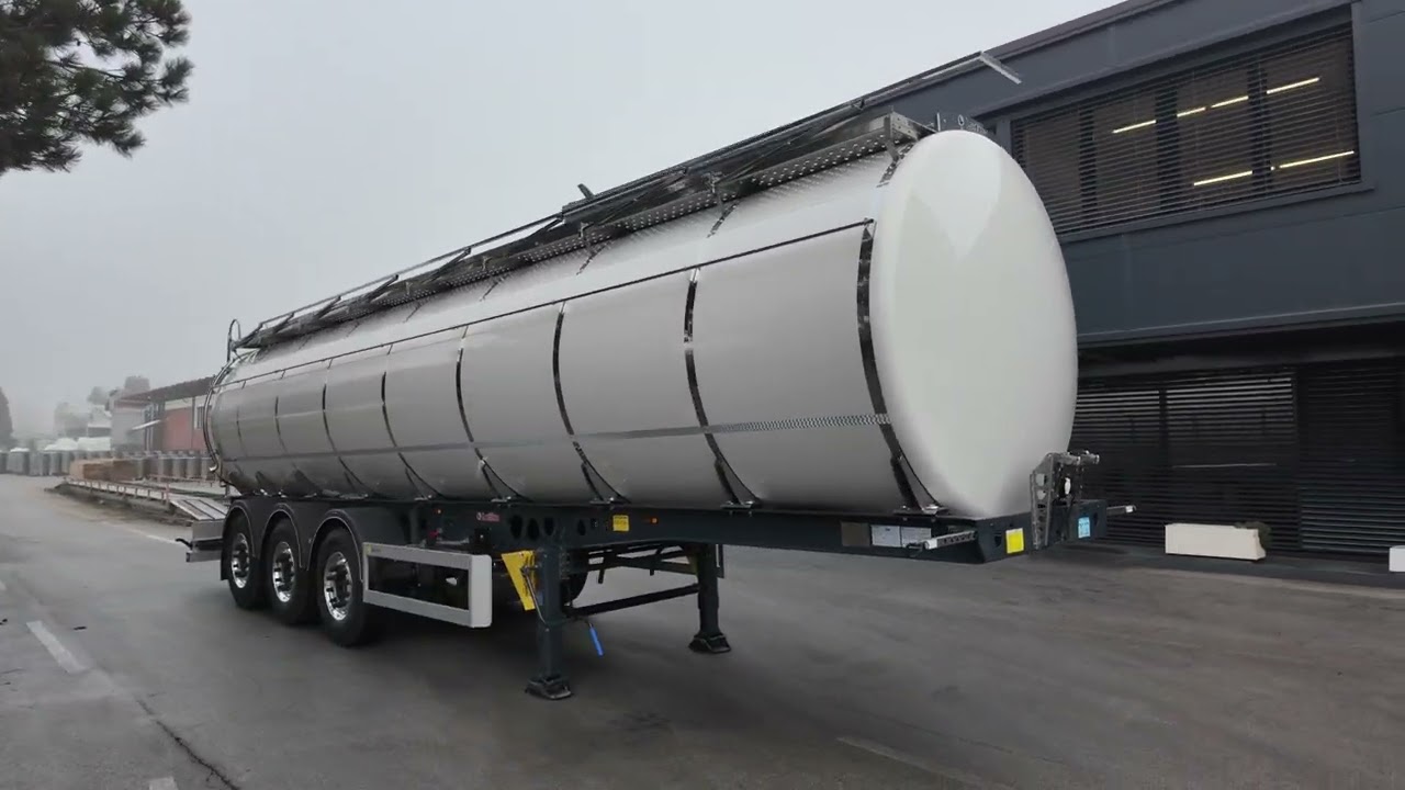 Letina Tanker Semi-Trailer - 360 view [1390-25]